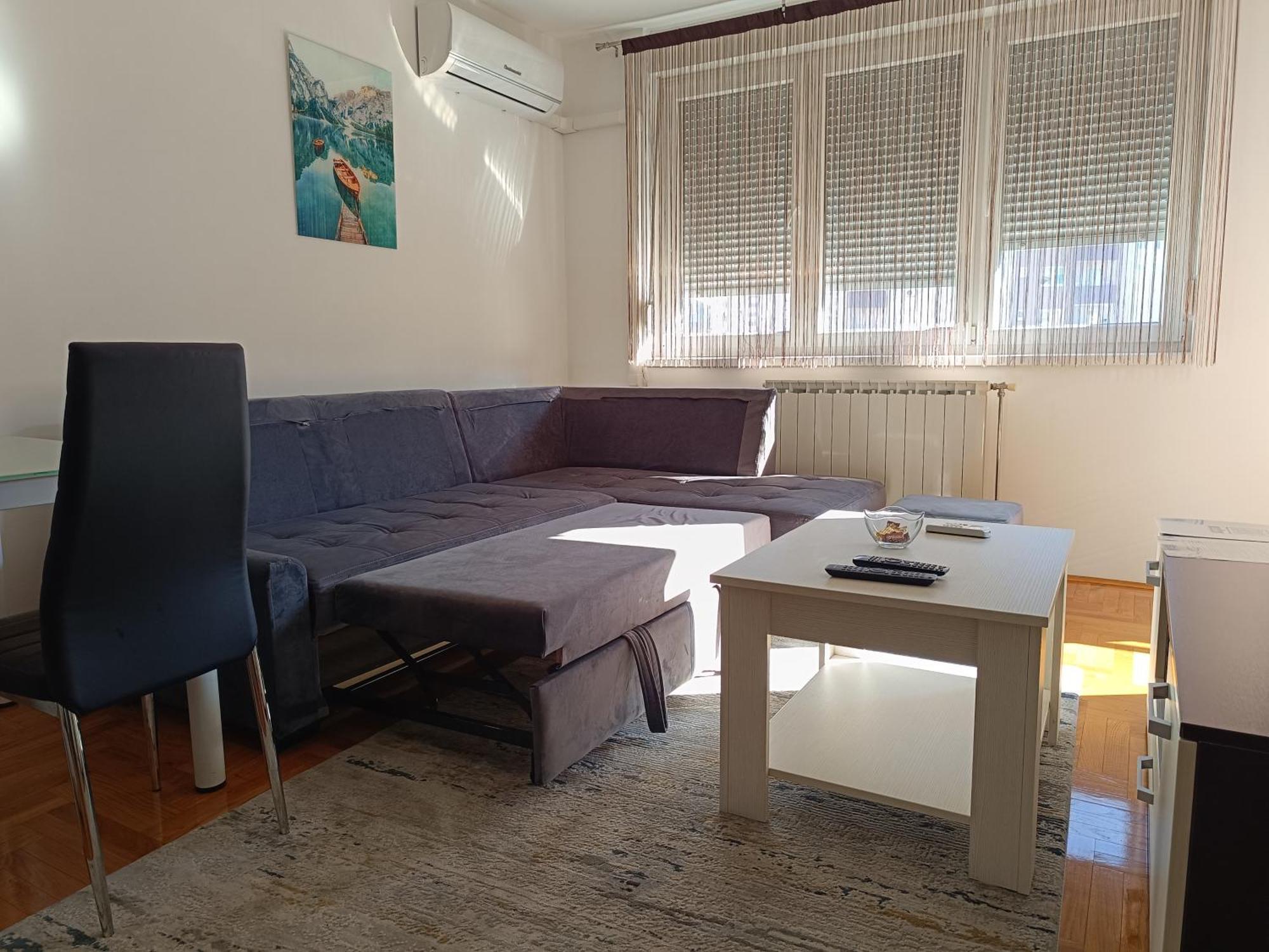 Bk Apartment, Istocno Sarajevo, Lukavica Luaran gambar