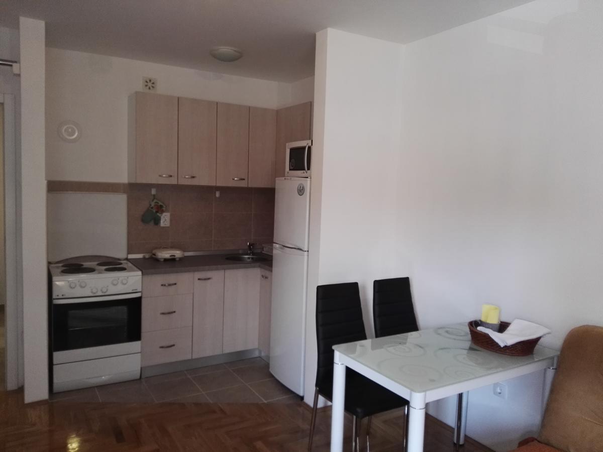 Bk Apartment, Istocno Sarajevo, Lukavica Luaran gambar