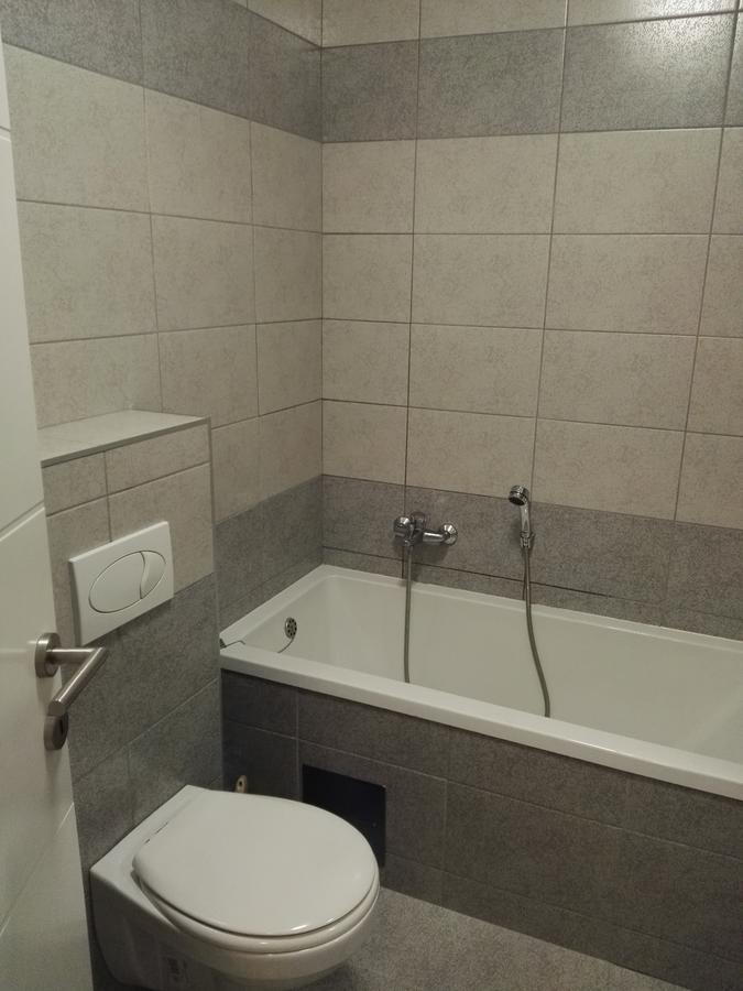 Bk Apartment, Istocno Sarajevo, Lukavica Luaran gambar