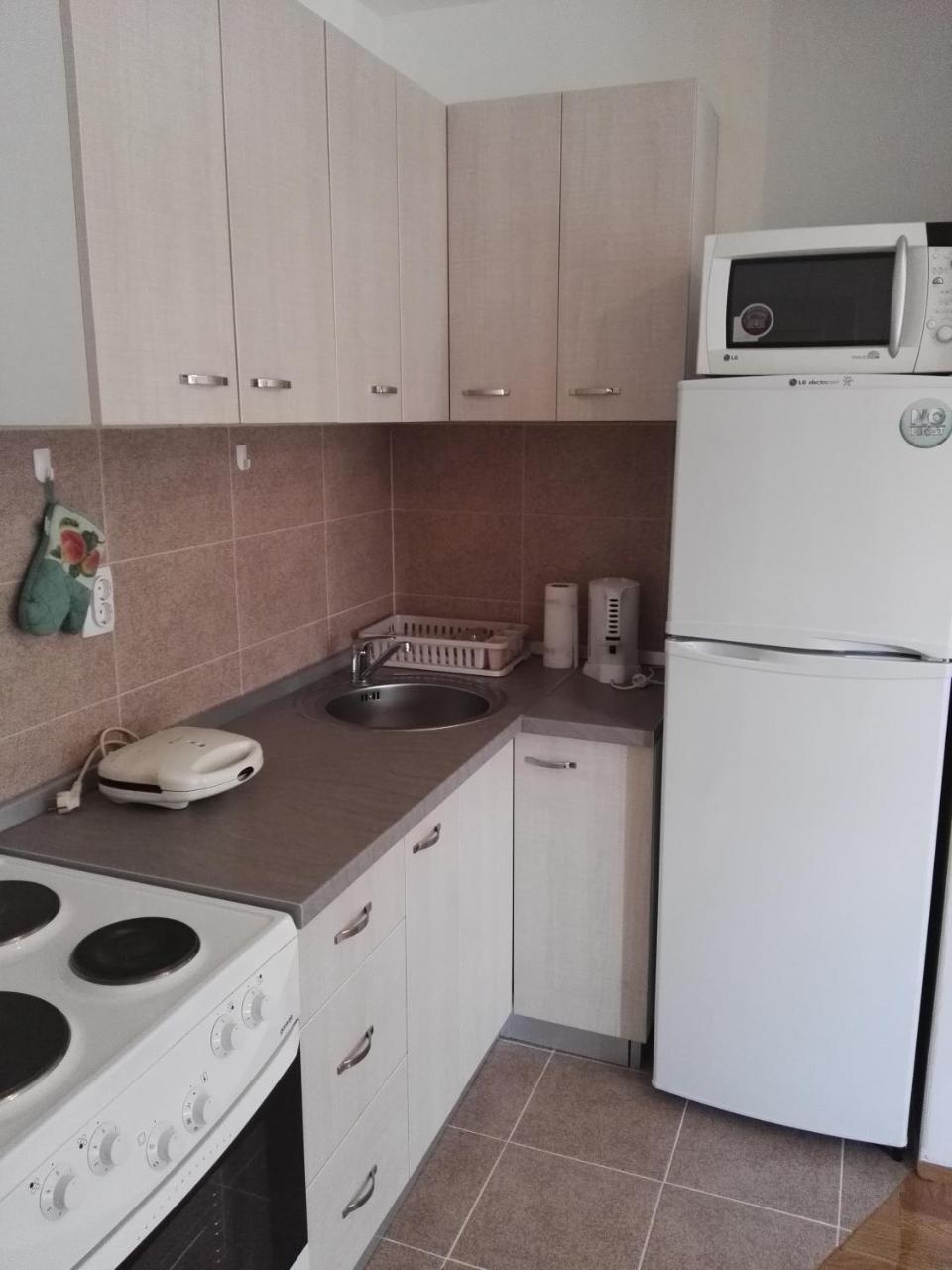 Bk Apartment, Istocno Sarajevo, Lukavica Luaran gambar